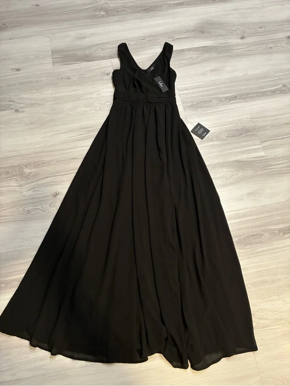 Lulu's Elegant Black V-Neck Maxi Dress with Front Slit